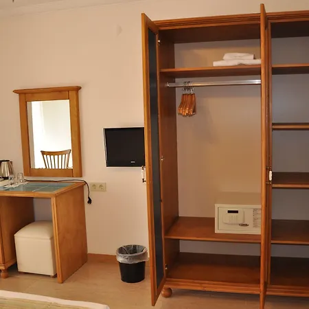 达特恰奇列克酒店 酒店